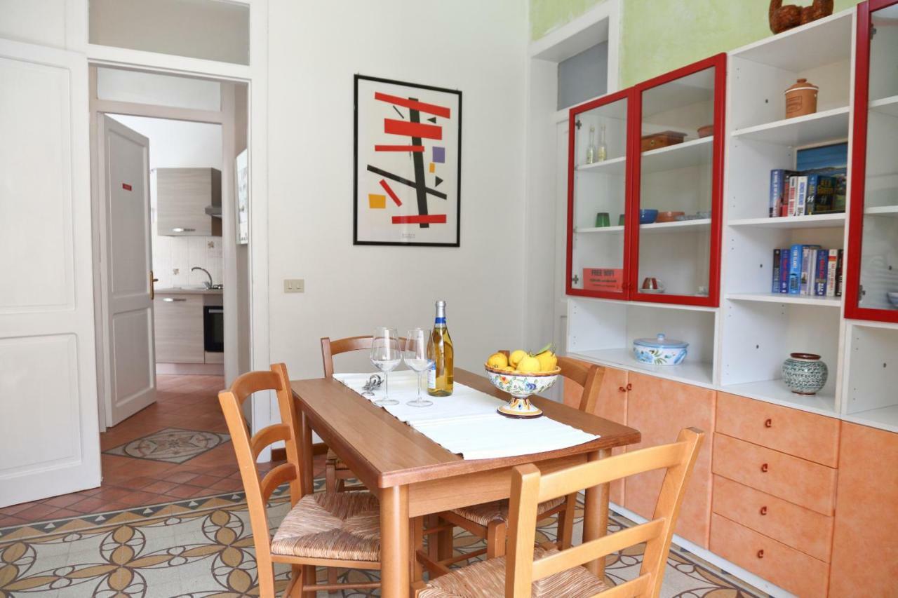 Garibaldi B&B เชฟาลู ภายนอก รูปภาพ