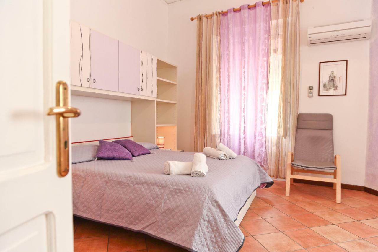 Garibaldi B&B เชฟาลู ภายนอก รูปภาพ